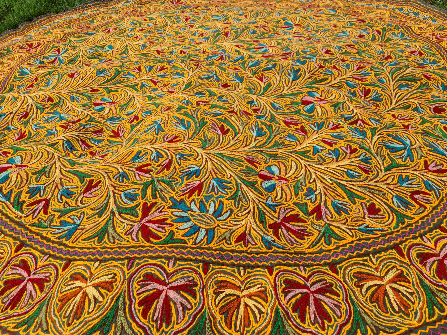 Large wool rug 10ft round rug "Himalayan Jewel" traditional Namda - boho Mandala rug, felted wool - Amazing floral embroidery | bohemian bedroom - The Shanti Home