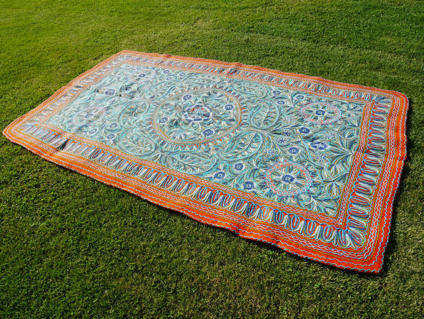 Made to order - Amazing 6x10 hand felted Kashmiri Namda - fully embroidered by hand - soft wool  living room rug