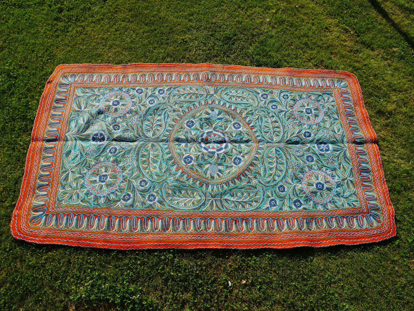 Made to order - Amazing 6x10 hand felted Kashmiri Namda - fully embroidered by hand - soft wool  living room rug