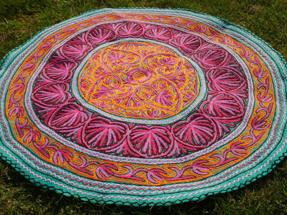 Kashmiri Namda Teppich 5ft - Mandala Wollteppich - Boho-Teppich handgefilzt und bestickt