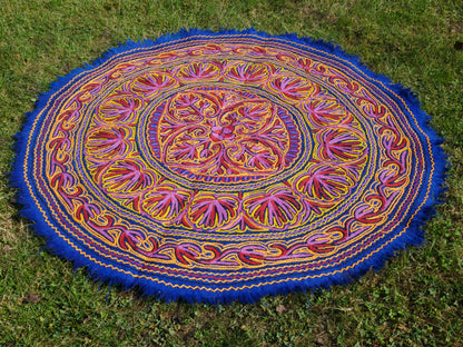 Kashmiri Namda Teppich 5ft - Mandala Wollteppich - Boho-Teppich handgefilzt und bestickt