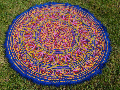 Kashmiri Namda Teppich 5ft - Mandala Wollteppich - Boho-Teppich handgefilzt und bestickt