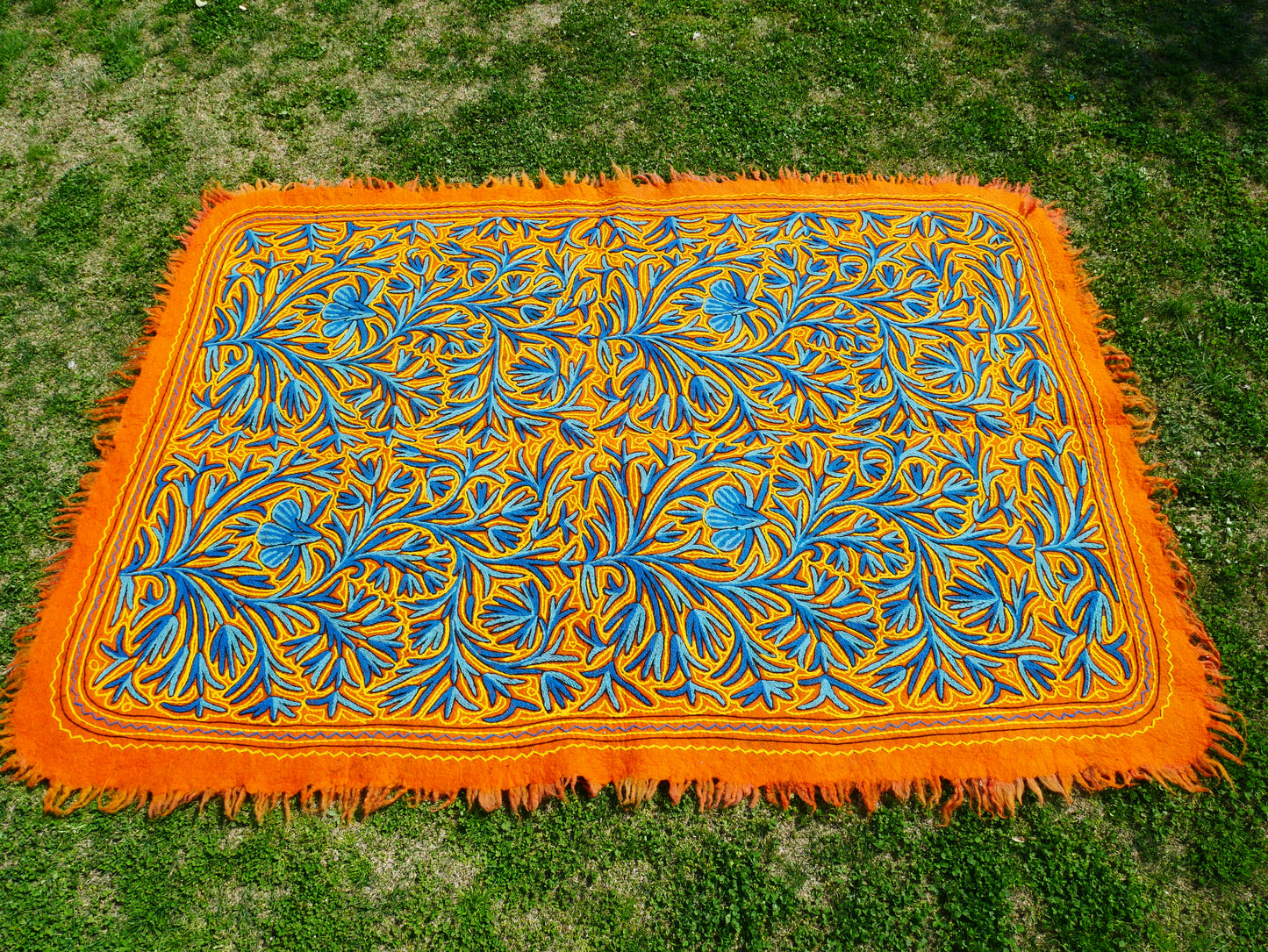 Flower rug - traditional Namda felt rug from Kashmir | hand felted, embroidered 6x4 boo floor seating - boho area rug