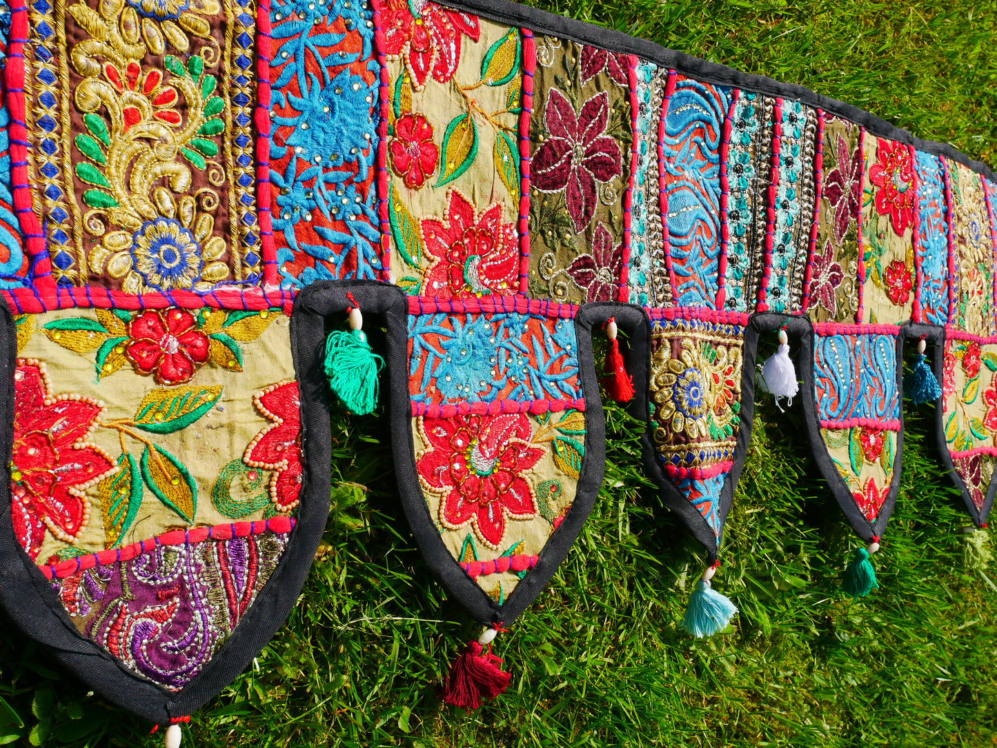 Indian Toran - saree patchwork door hanging | patchwork valance - wall decor
