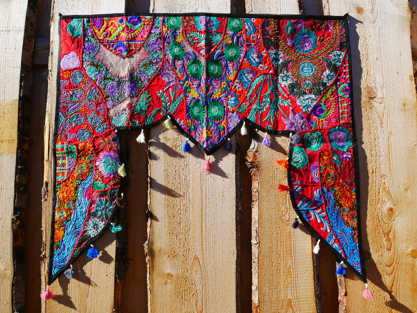 Indian Toran - Boho door valance | bohemian wall hanging - patchwork tapestry | red - multicolor