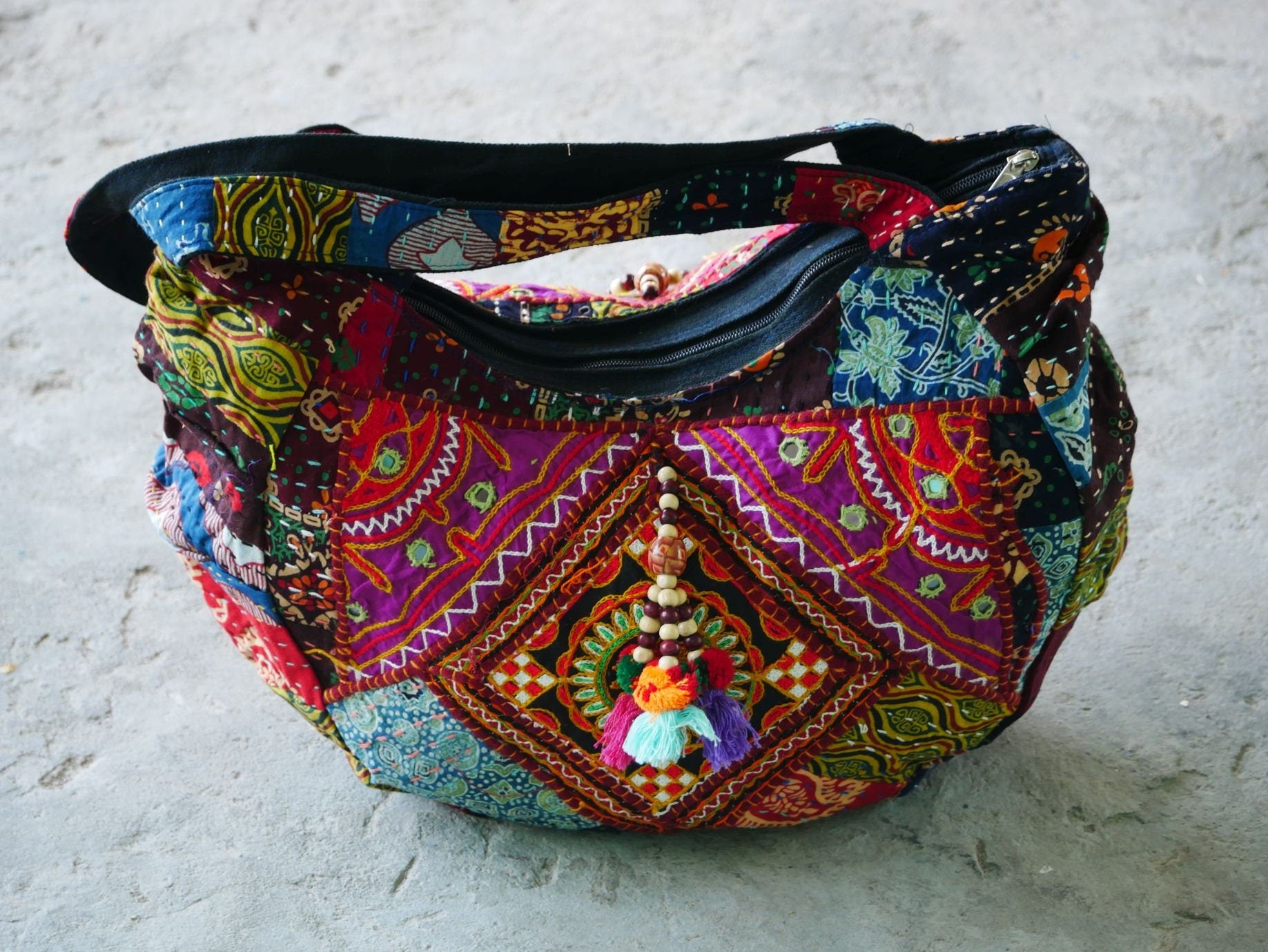 Handmade Triangle Straw Bag, Round Pattern Detailed Hippie Bag, Shoulder shops Bag, Soft And Vivid Colorful Bag,