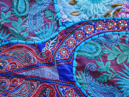 Blauer Tischläufer - Wandbehang, Vintage-Sari-Patchwork-Wandteppich