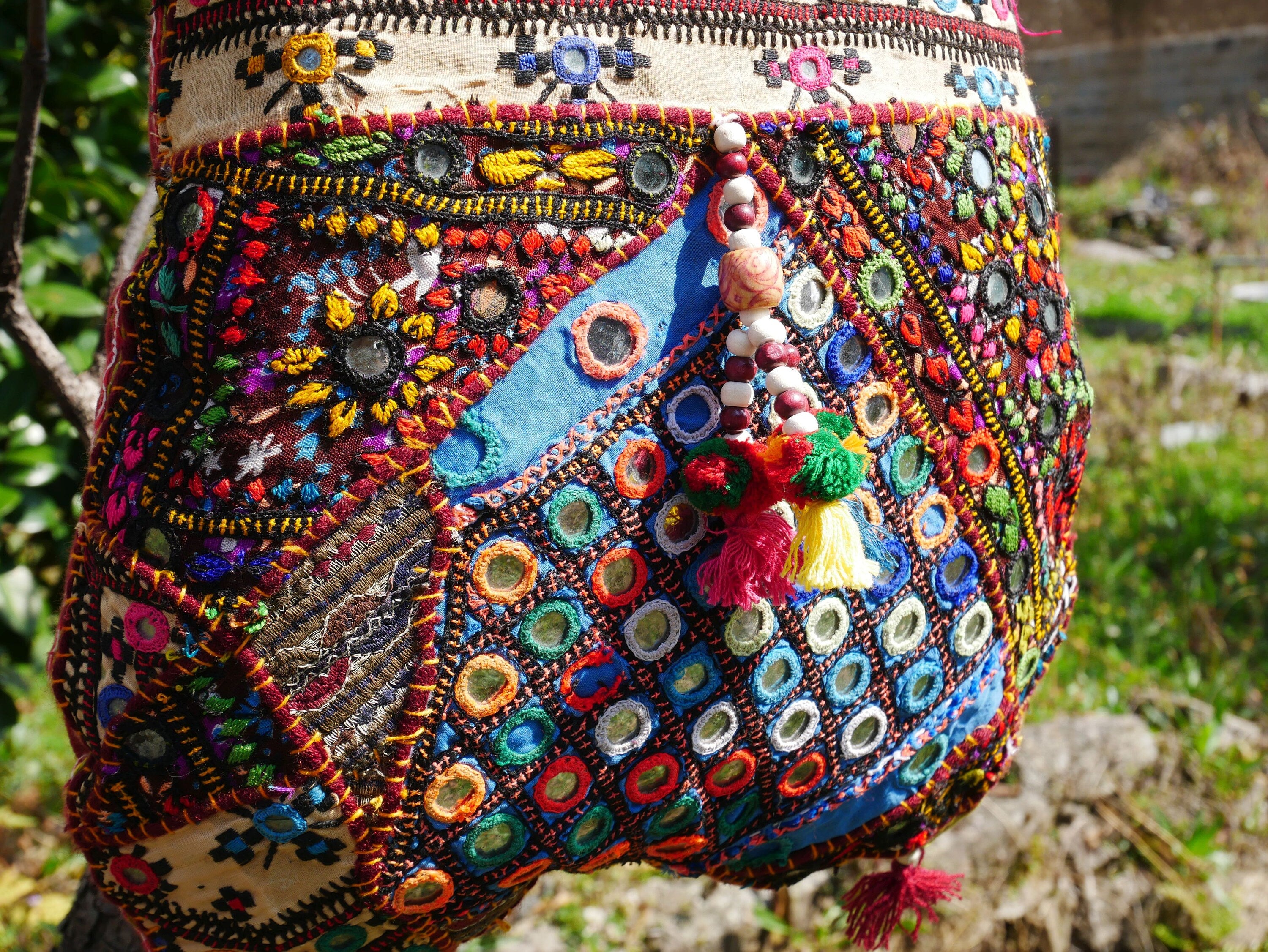 Vintage boho top embroidered hobo bag