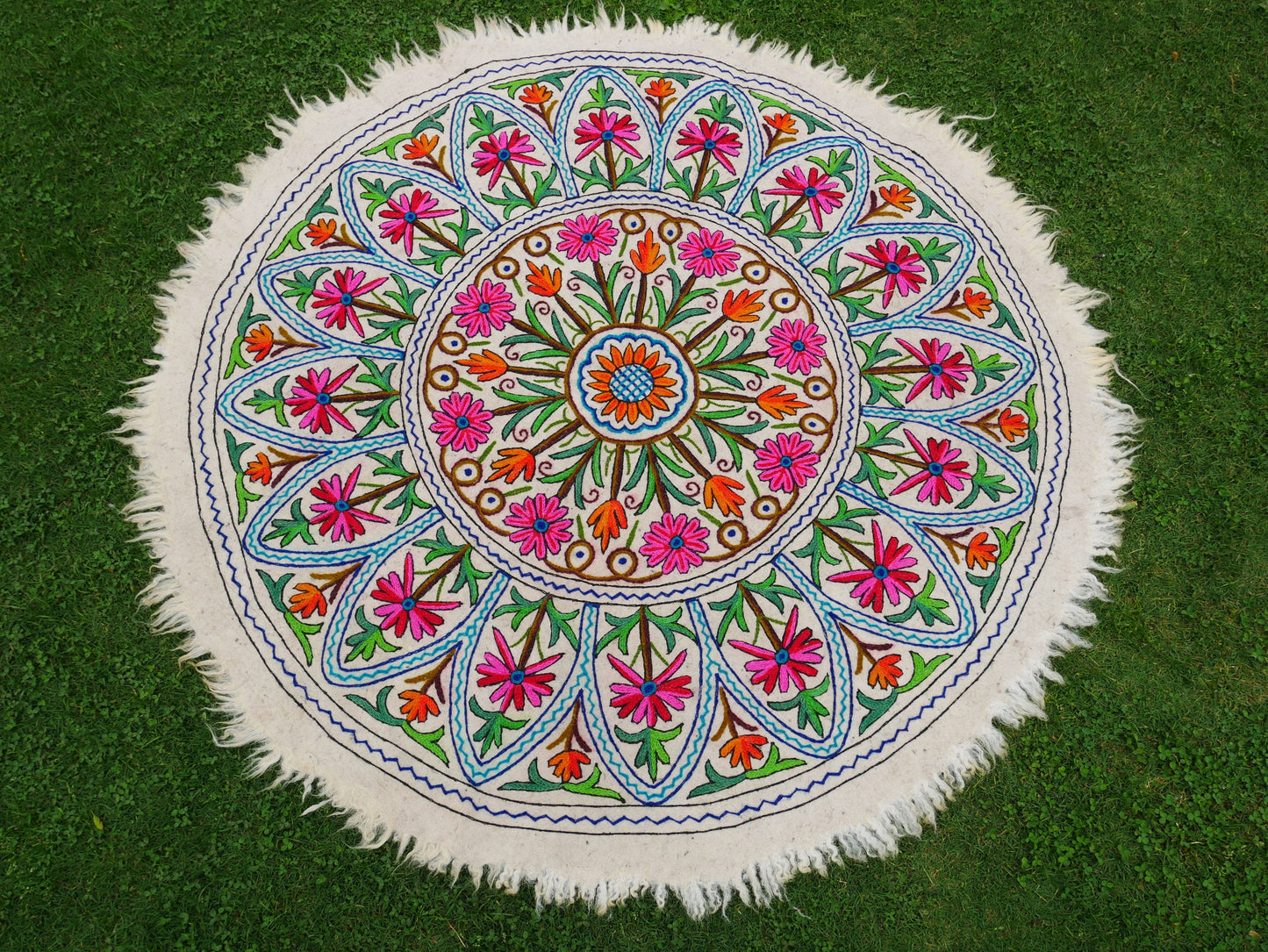 Round wool rug "Himalayan Mandala" | felted wool rug Kashmiri "Namda" traditional felt rug