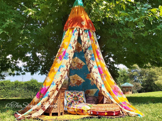 Boho Baldachin - Saree Zelt - Betthimmel | böhmische Hochzeitskulisse | Indisches Hippie-Dekor – Sitzbereich auf dem Boden | Meditationsraum - Glamping