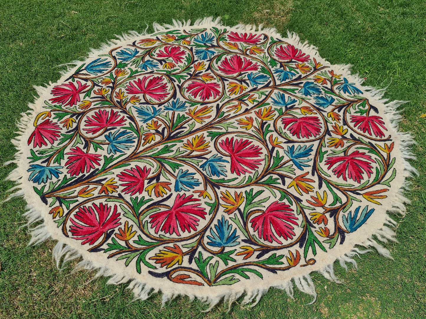 Kashmiri wool rug "Tree of life" boho area rug traditional Namda embroidery rug | hand felted 5ft bohemian bedroom rug - colorful floral rug